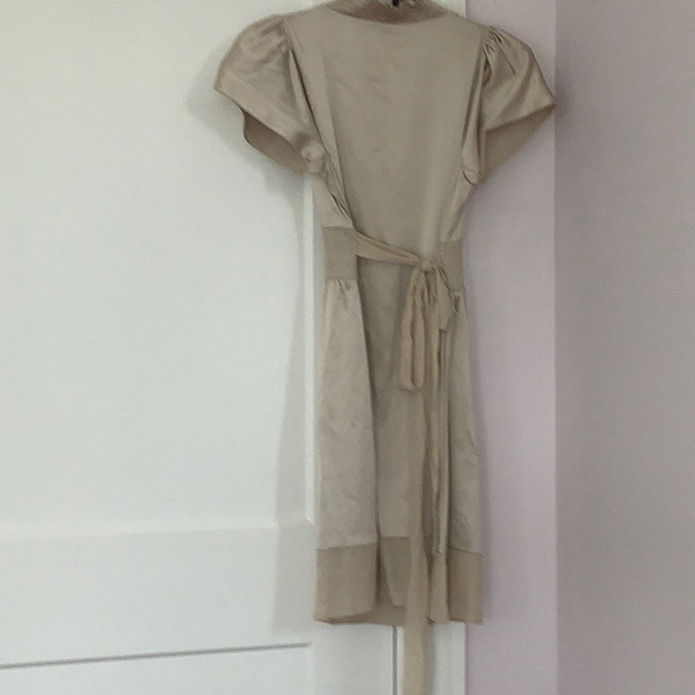 BCBGMaxAzria Cream Midi Dress with Timeless Elegance - Picture 4 of 5